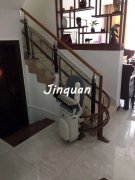 <b>上海某小區(qū)定做座椅電梯</b>